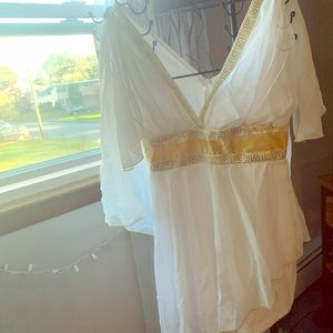 Greek Goddess White and good dress